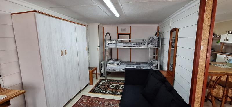 To Let 2 Bedroom Property for Rent in Fraaiuitsig Western Cape